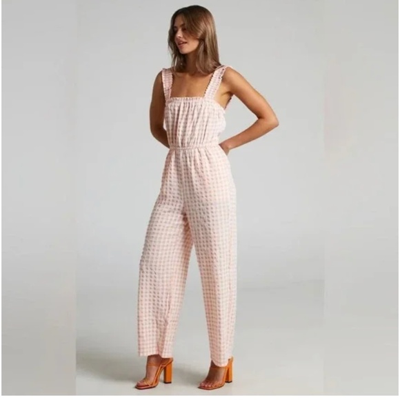 SHOWPO. NWOT Zilliah Elastic Frill Strap Jumpsuit in Peach Gingham - Picture 3 of 3
